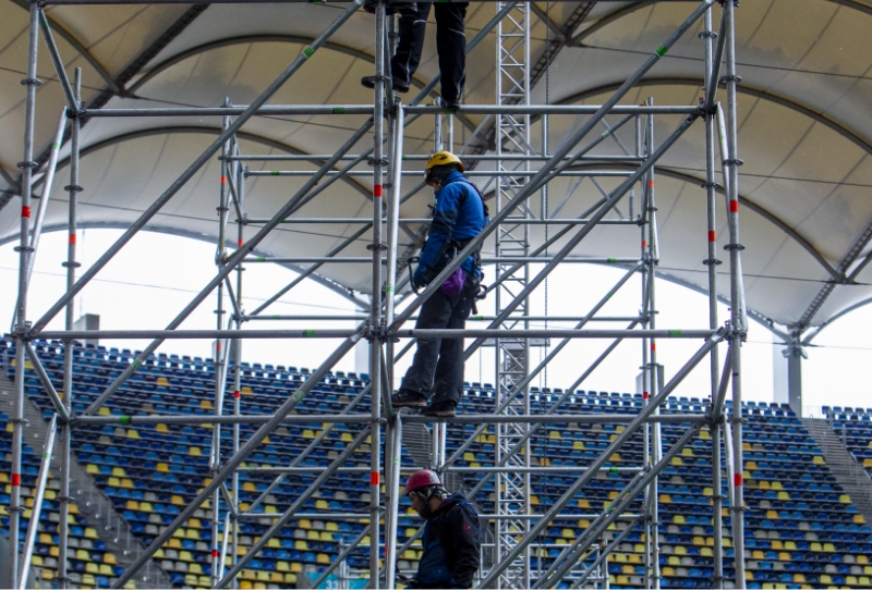 scaffolding-escape